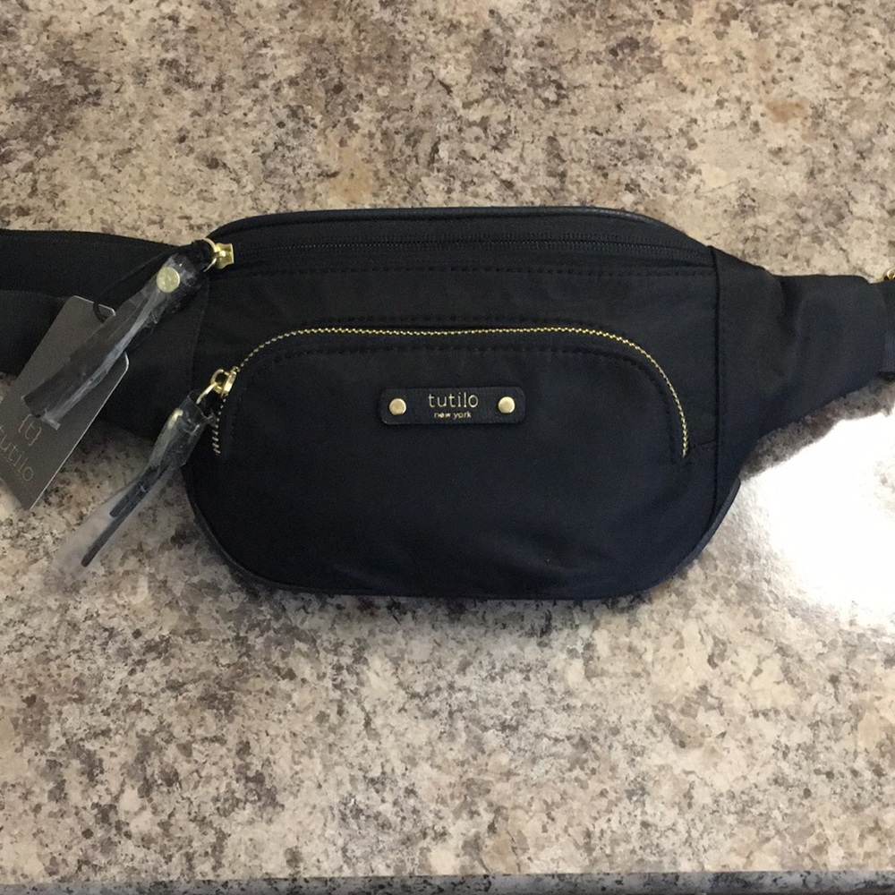 Tutilo Black Fanny Pack